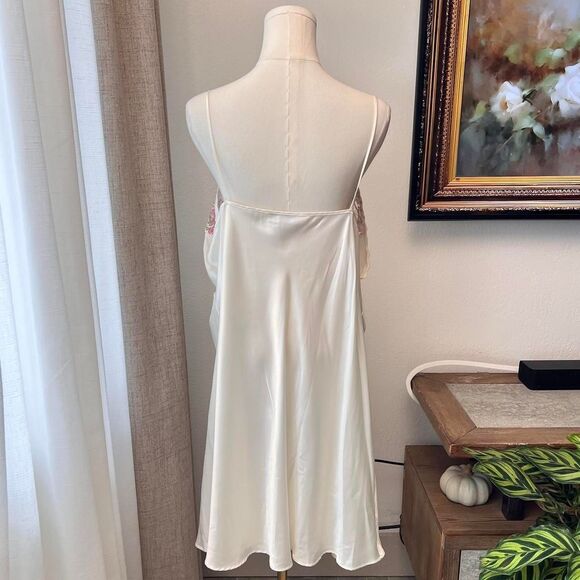 Vintage Val Mode Lingerie Ivory Satin Slip - Picture 3 of 5